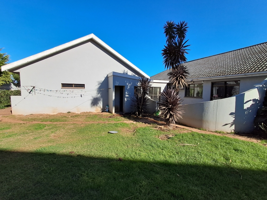 4 Bedroom Property for Sale in Winterhoek Park Eastern Cape